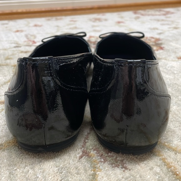 Prada flats - Picture 4 of 10